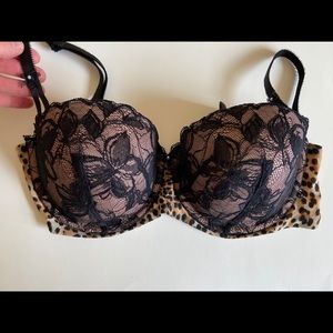 🖤 Victoria’s Secret push up Demi Bra 34D 🖤